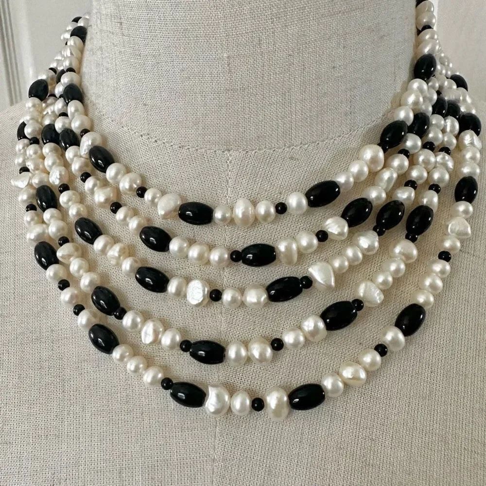 Fresh water pearl and black long necklace